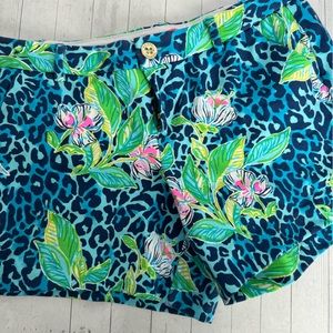 Lilly Pulitzer knit shorts- EUC size 8